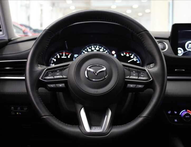 Mazda 6 9