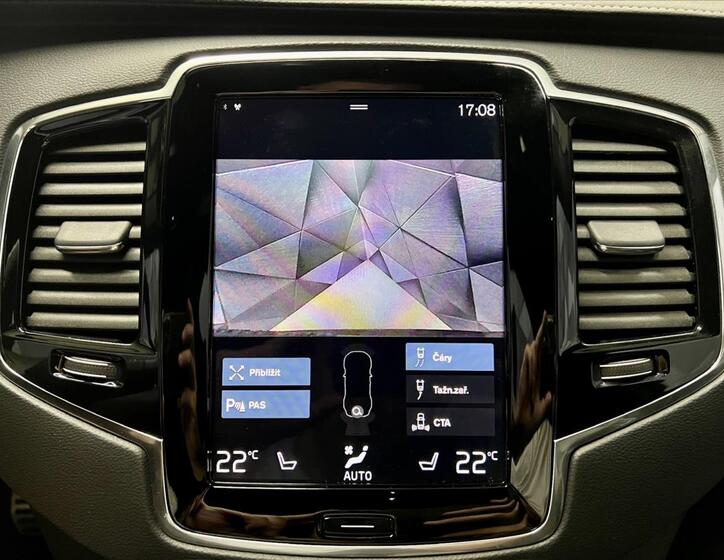 Volvo XC90 15