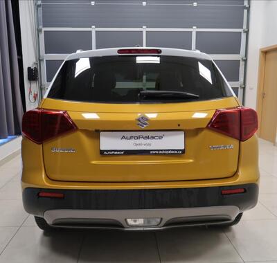 Suzuki Vitara 5