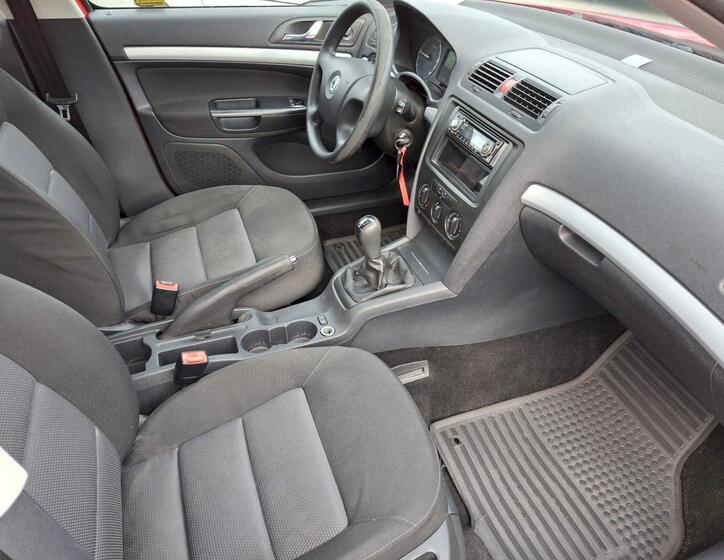 Škoda Octavia 13