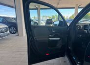 Mercedes-Benz EQB 9