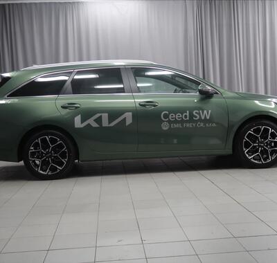 KIA Ceed 4
