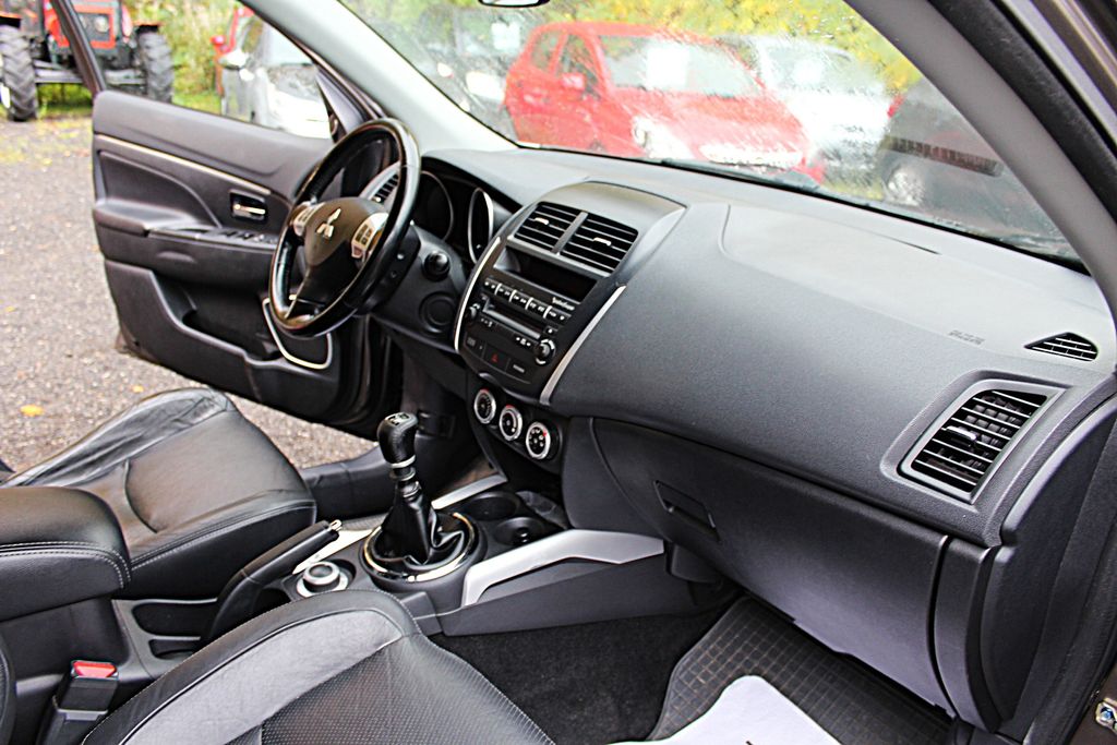 Mitsubishi ASX