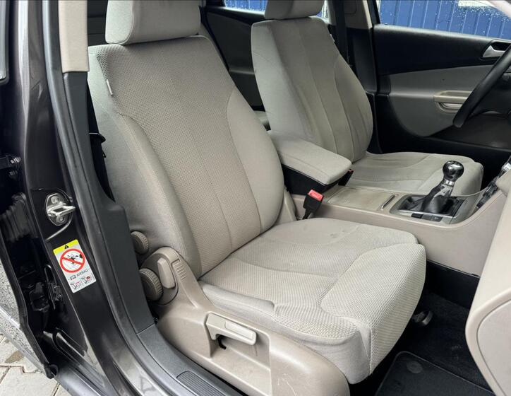 Volkswagen Passat 30
