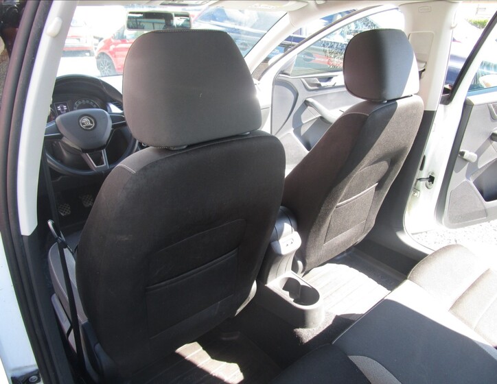Škoda Rapid 24