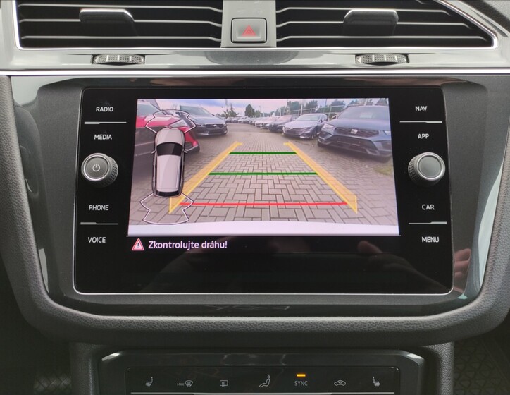 Volkswagen Tiguan 18