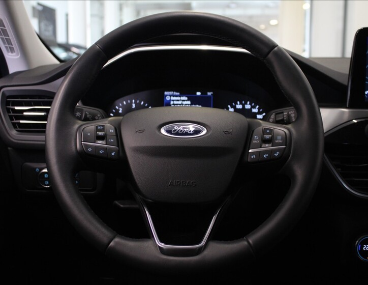 Ford Kuga 9