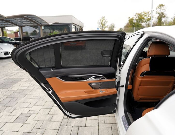 BMW Řada 7 19