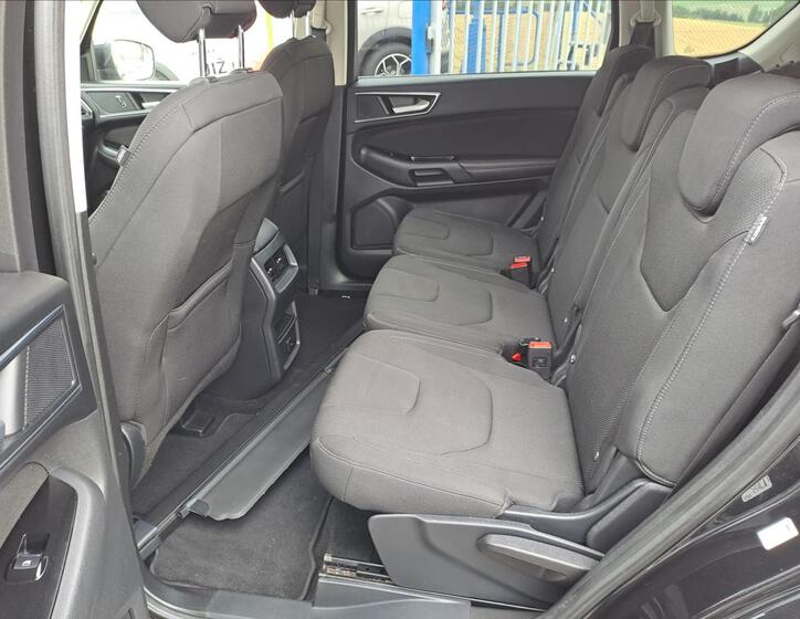 Ford S-MAX 6