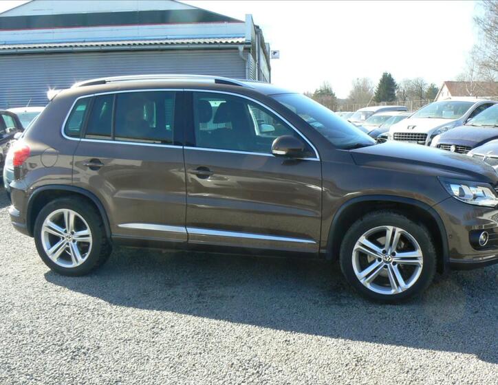 Volkswagen Tiguan 8