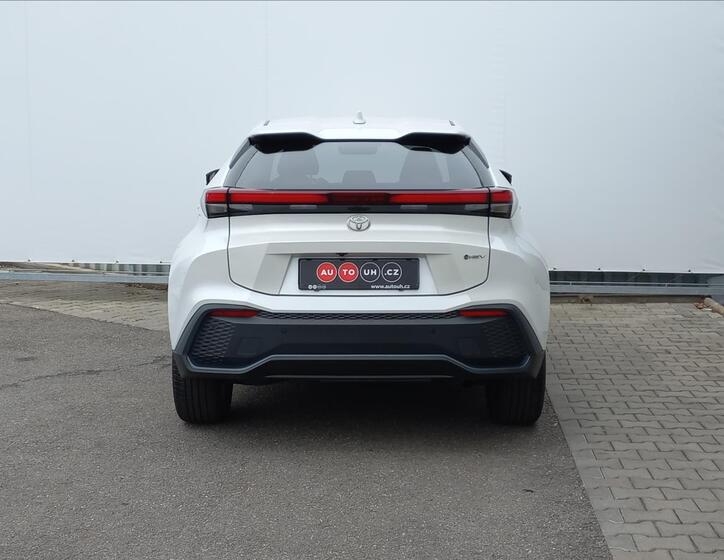 Toyota C-HR 6