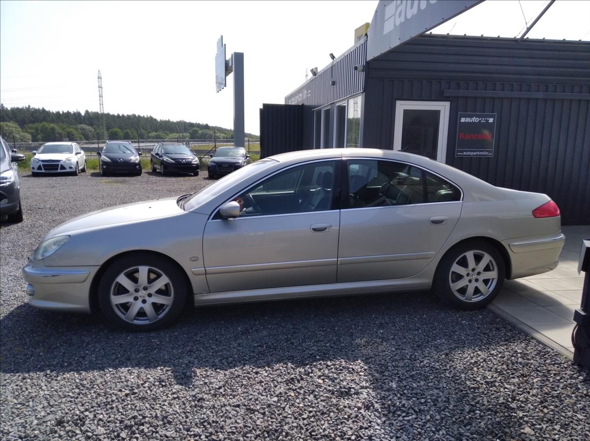 Peugeot 607