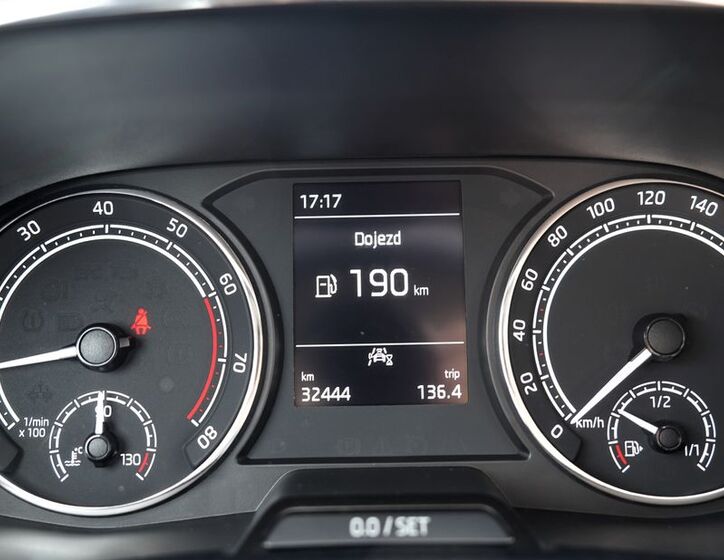 Škoda Fabia 33