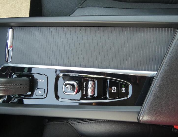Volvo XC60 16