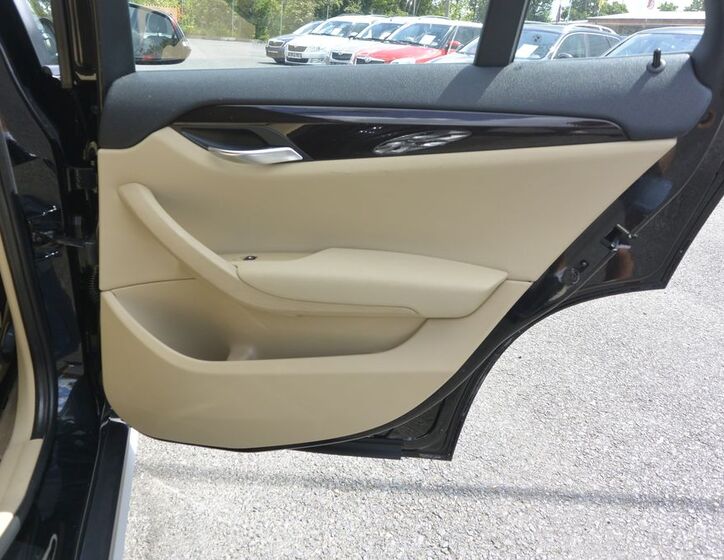 BMW X1 28