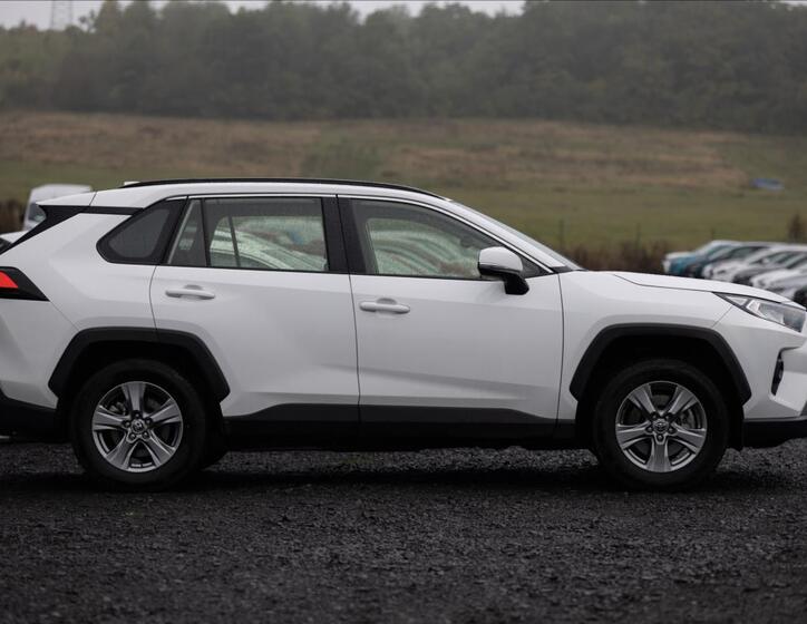 Toyota RAV4 18