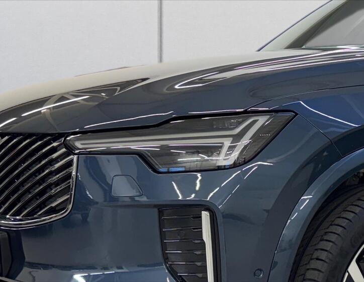 Volvo XC90 5