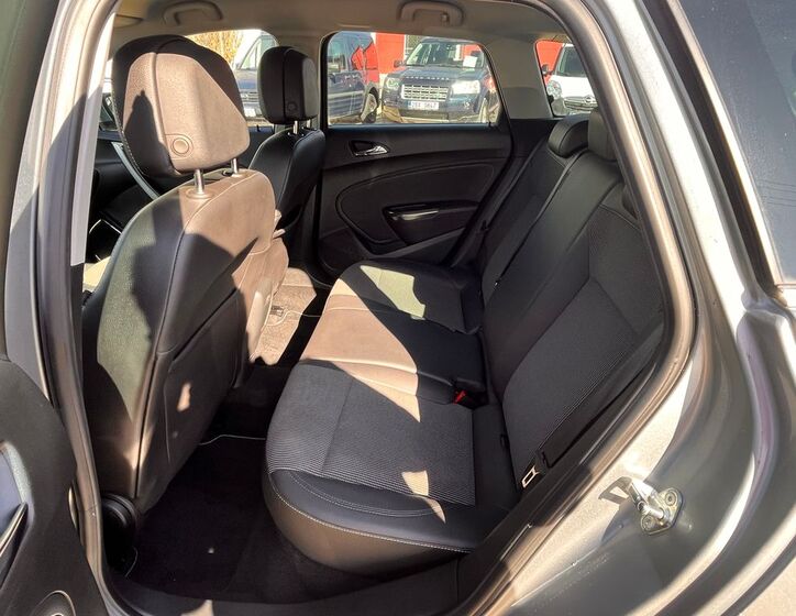 Opel Astra 13