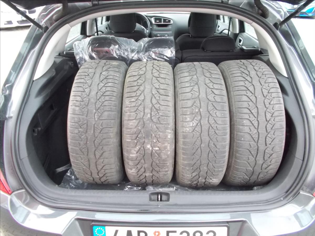 Citroën C4