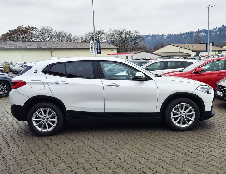 BMW X2 4