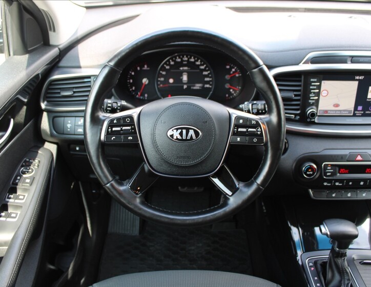 KIA Sorento 10