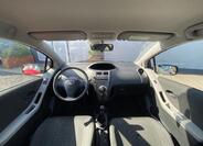 Toyota Yaris 12
