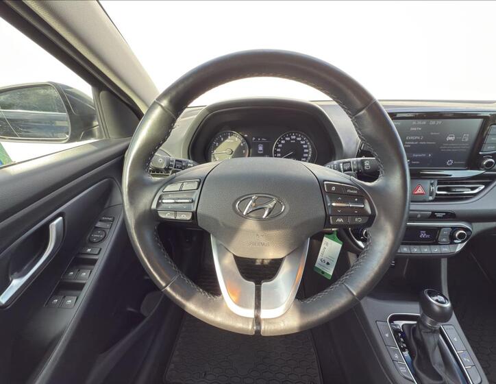 Hyundai i30 6