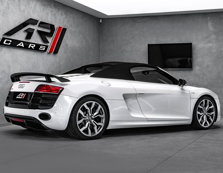Audi R8 7