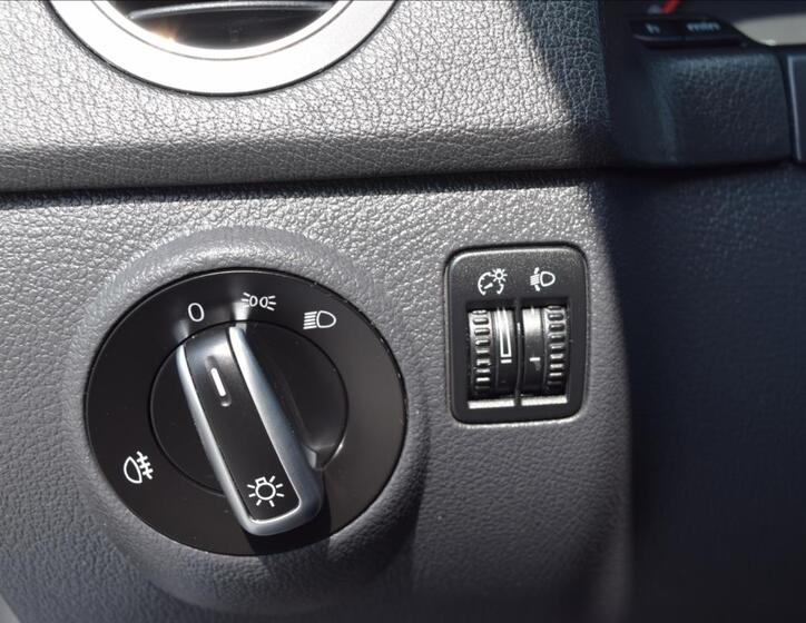 Volkswagen Golf Plus 30