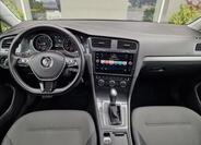 Volkswagen Golf 24