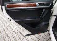 Volkswagen Touareg 20