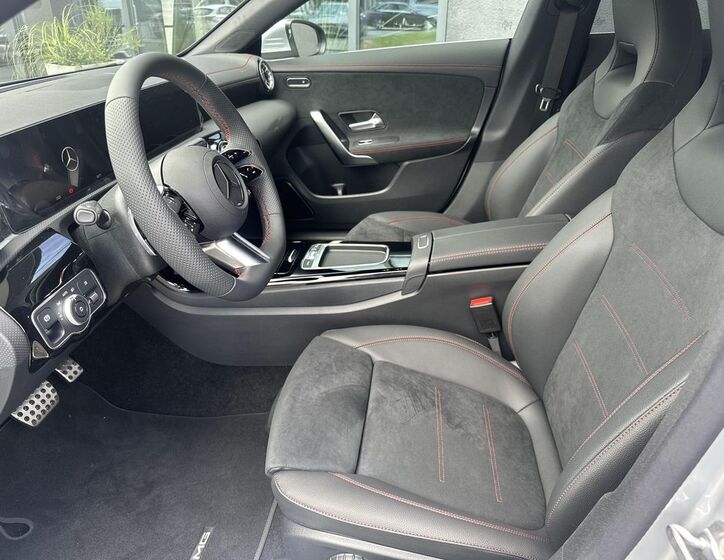 Mercedes-Benz CLA 13