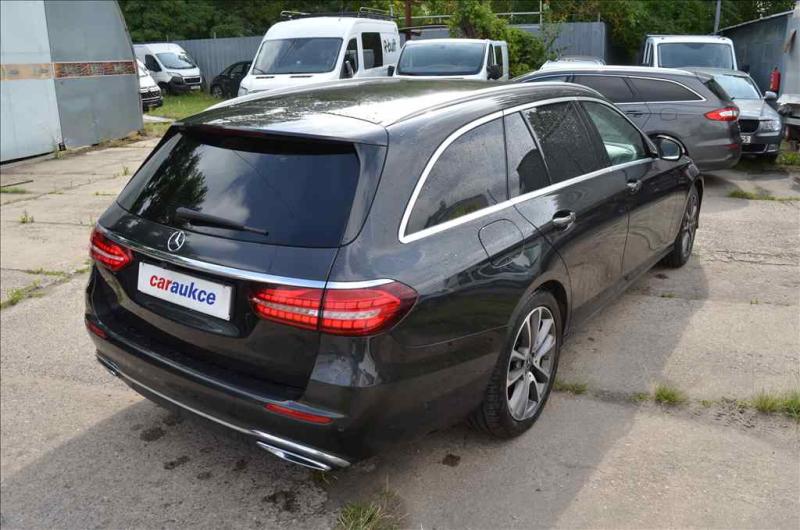 Mercedes-Benz Třídy E