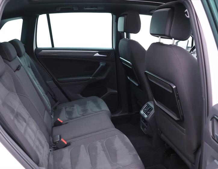 Volkswagen Tiguan 15