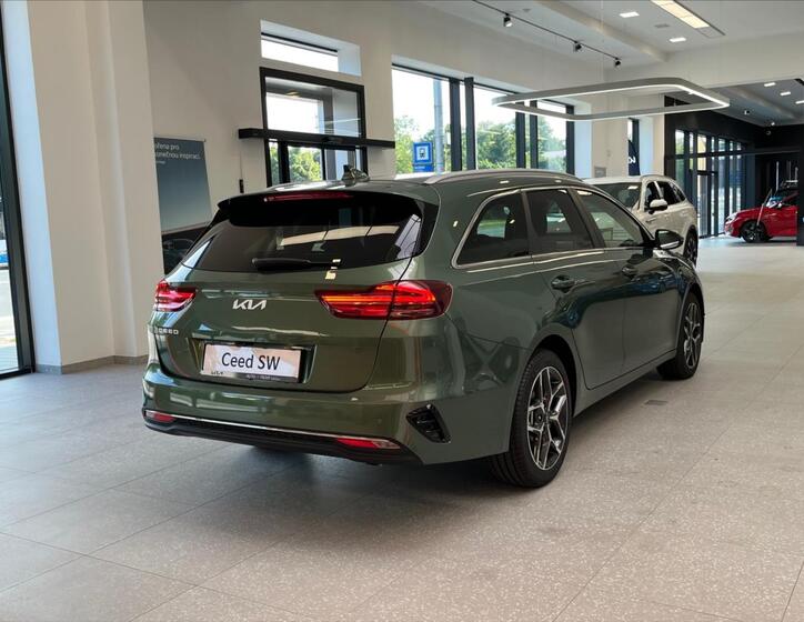 KIA Ceed 5