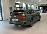 KIA Ceed 5