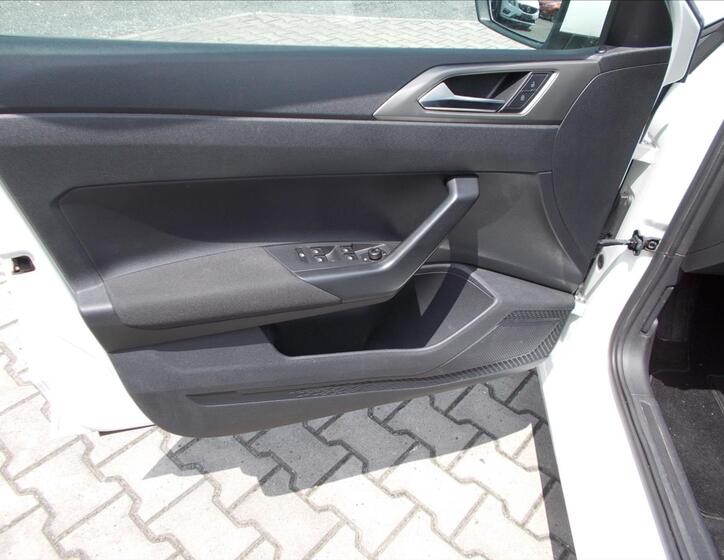 Volkswagen Polo 25