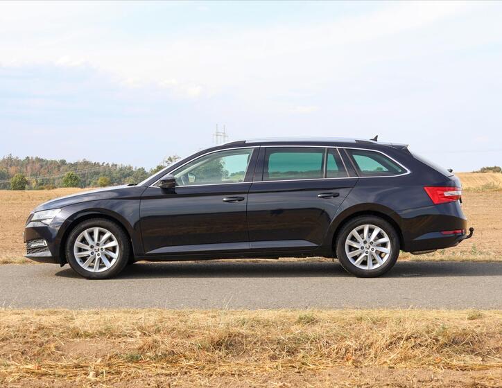 Škoda Superb 4