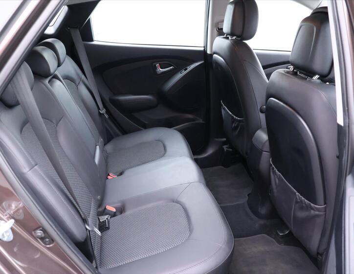 Hyundai ix35 12
