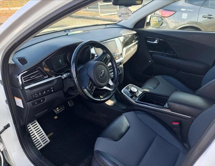 KIA Niro 8
