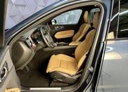 Volvo XC60 11