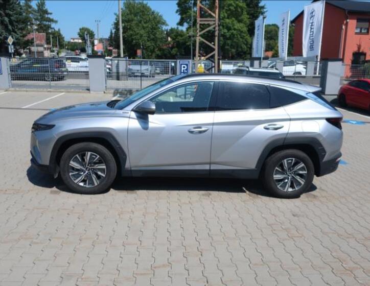 Hyundai Tucson 4