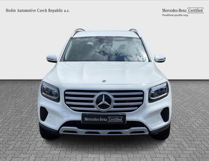 Mercedes-Benz GLB 8