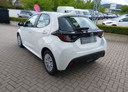 Toyota Yaris 4