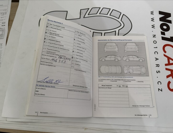 Volkswagen Golf 29