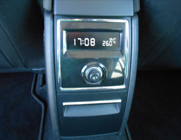 Škoda Superb 22