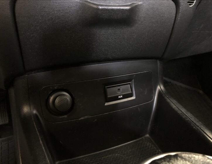 Hyundai i20 25