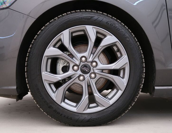 Ford Focus 10