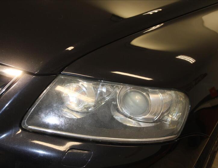 Volkswagen Touareg 6