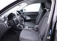 Audi Q3 12